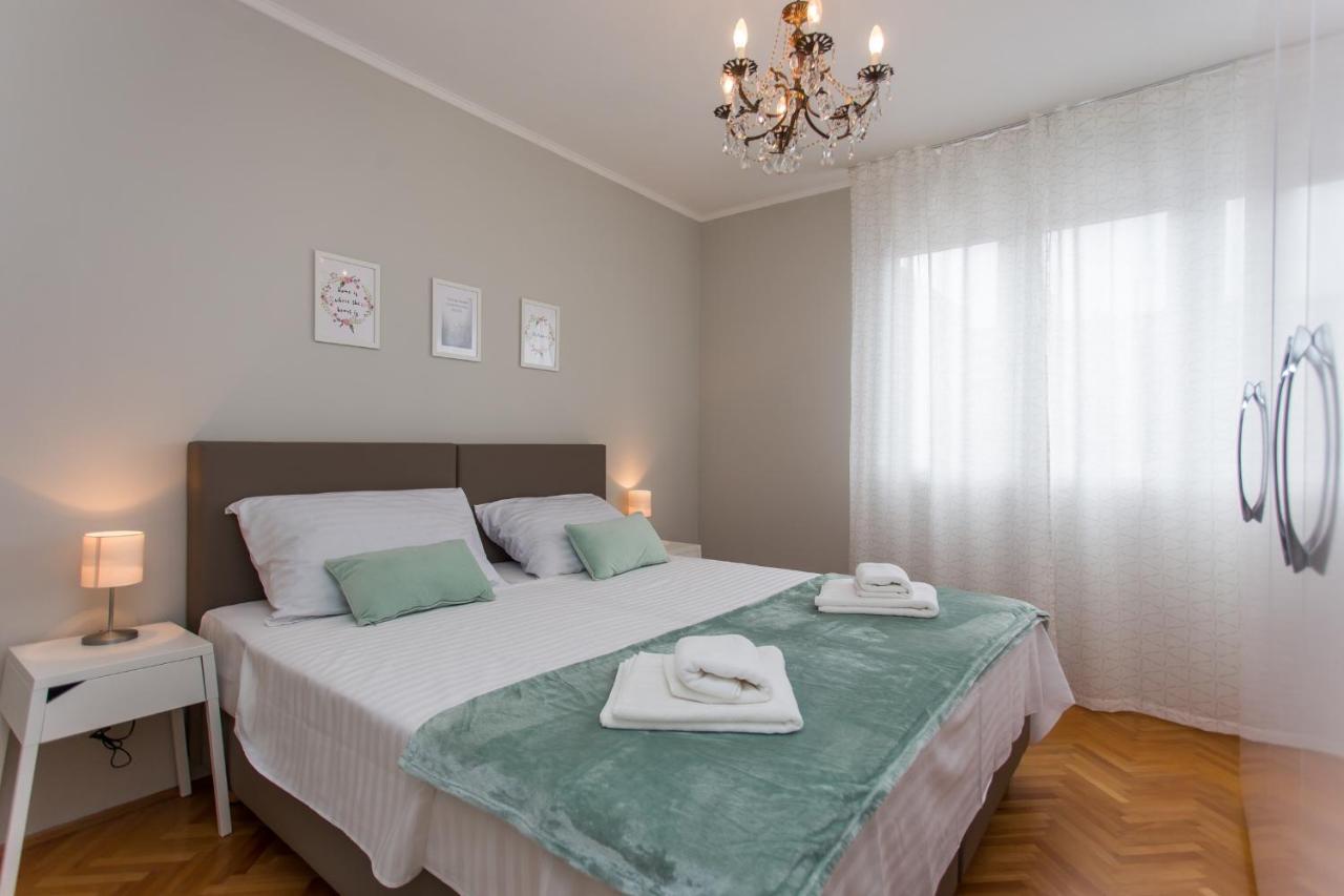 Sweet Home Apatment Split Bagian luar foto